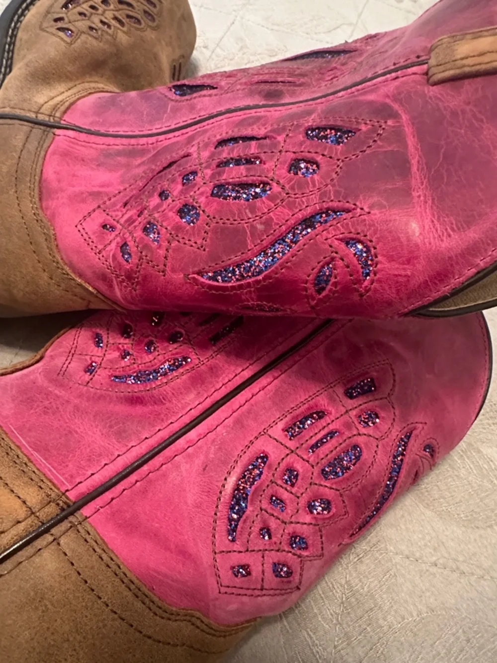 Shyanne Two-Tone Tan and Pink Western Heeled Boots - Picture 4 of 4